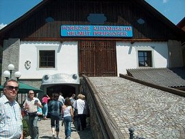 vhod v muzej Porshe -ja